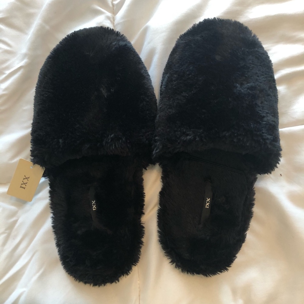 Forever 21 slippers